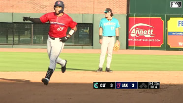 Marlins prospect Agustín Ramírez slugs a solo homer