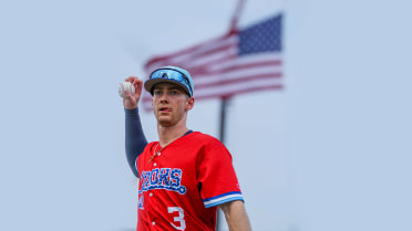 Hooks Earn Pair of Wins on Fourth of July