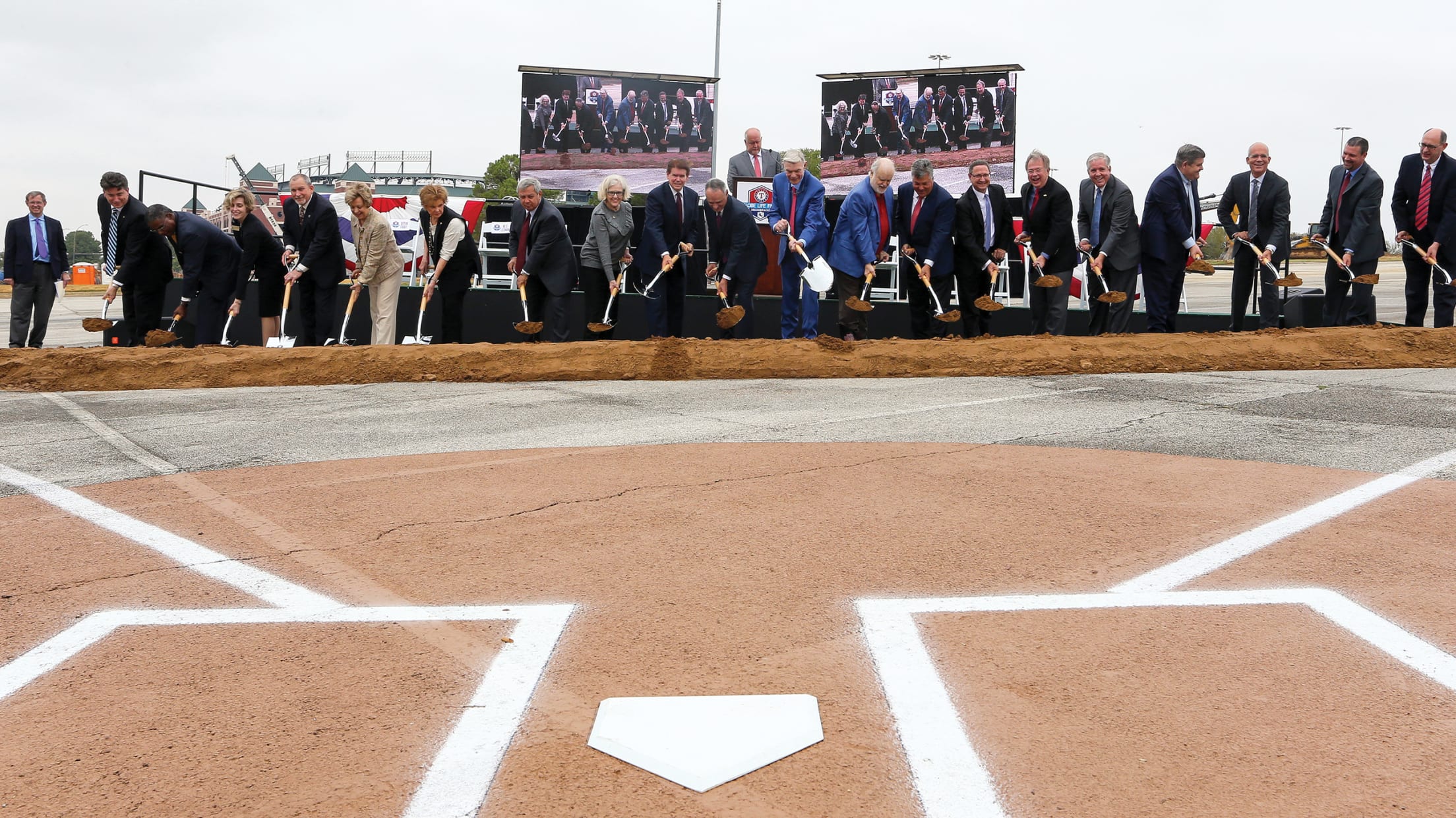 Globe Life Field Construction Timeline