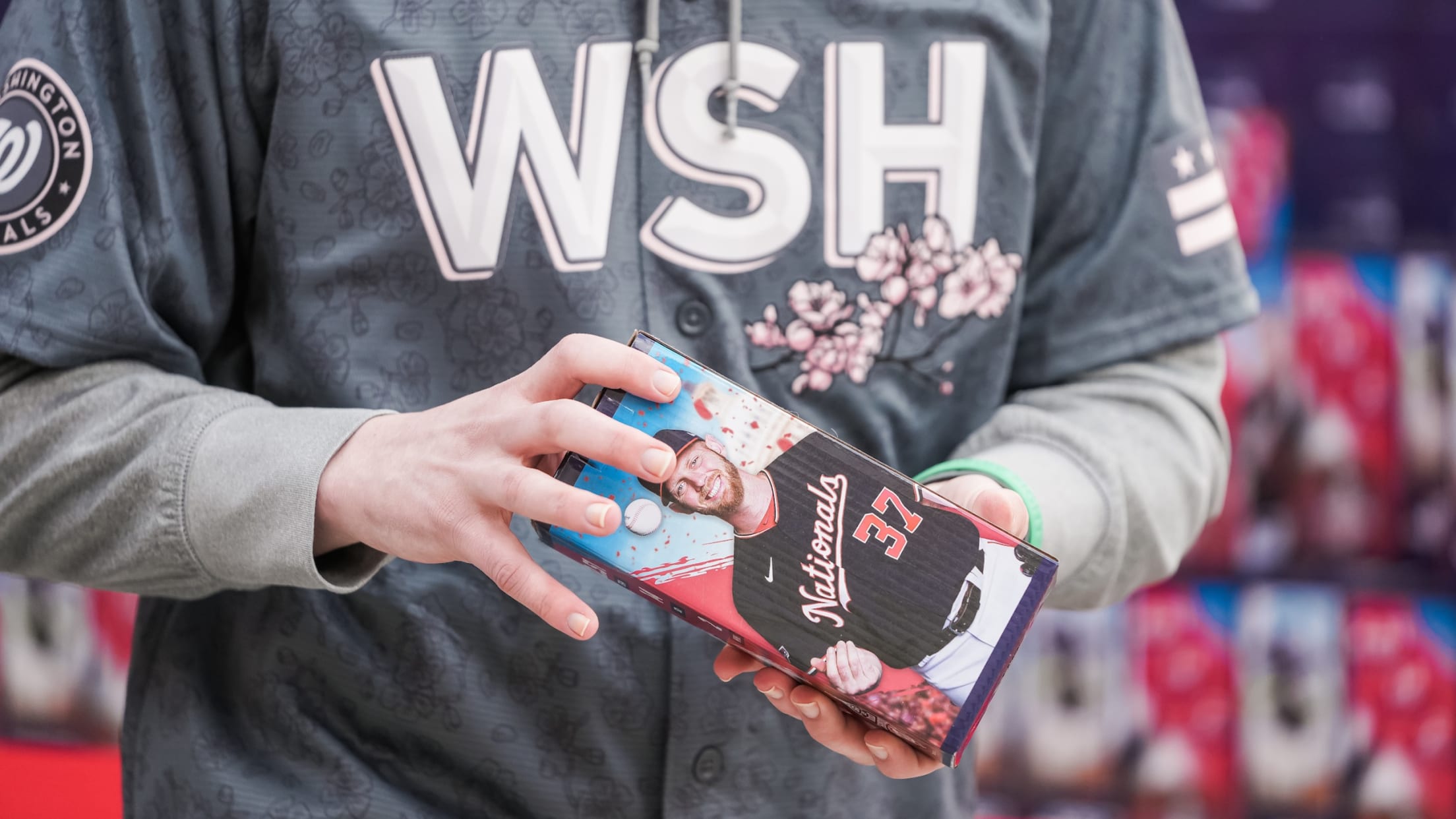 Promotions & Giveaways