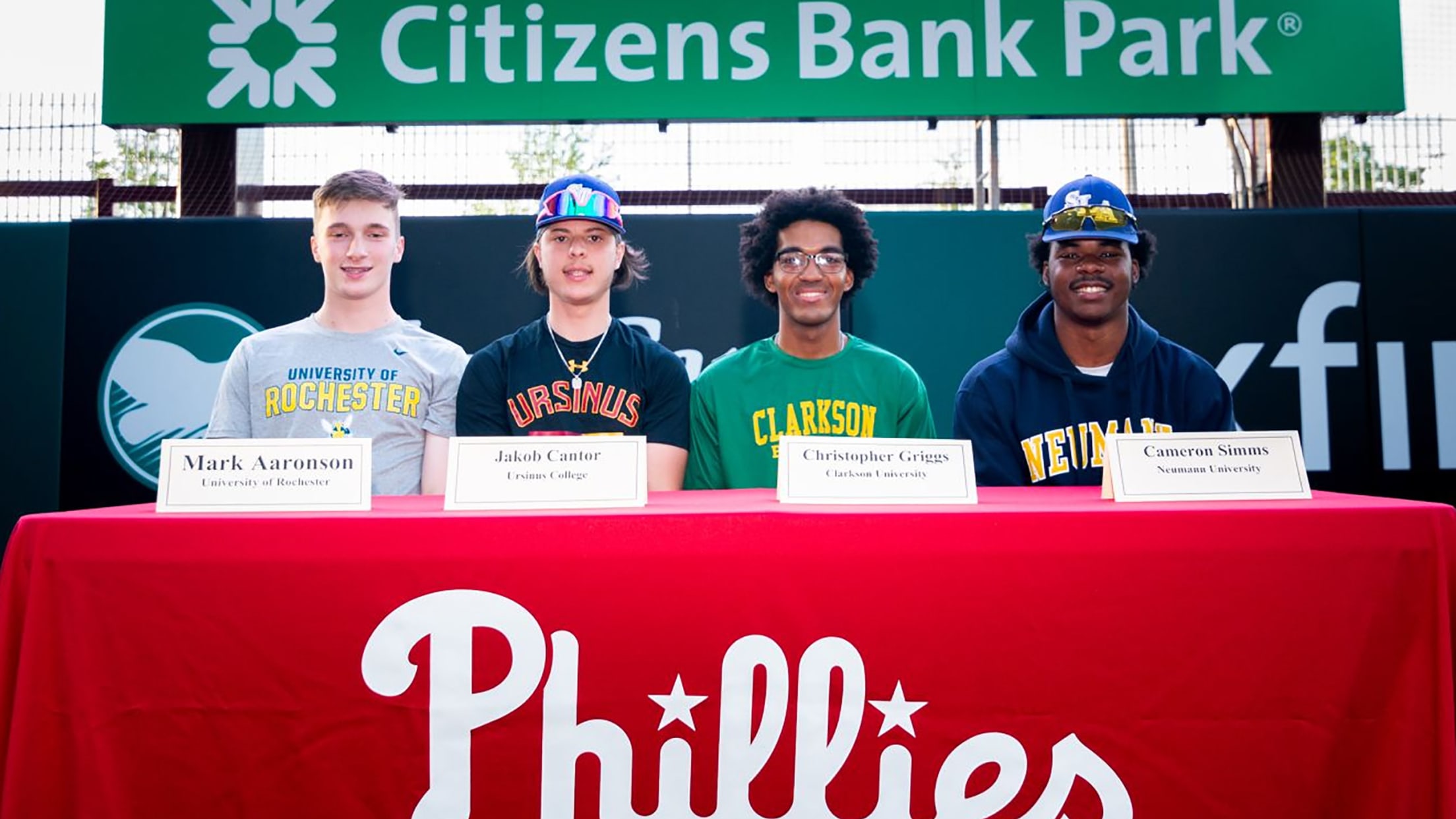 Seniors sign letters of intent