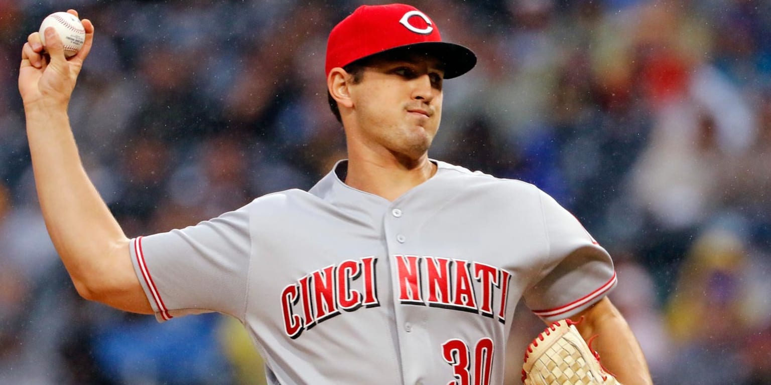 Predicting Cincinnati Reds Opening Day Roster