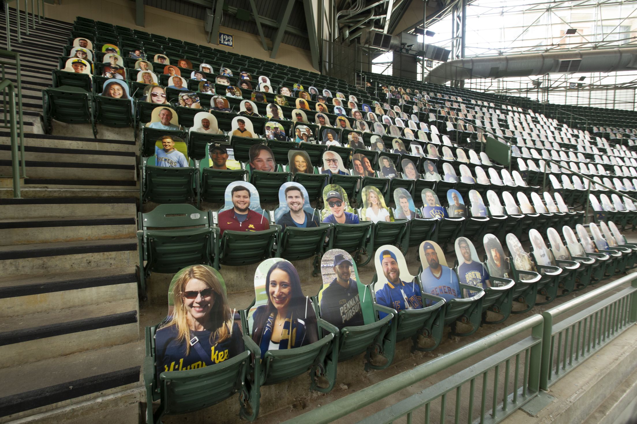 Cutout Crew Section 423