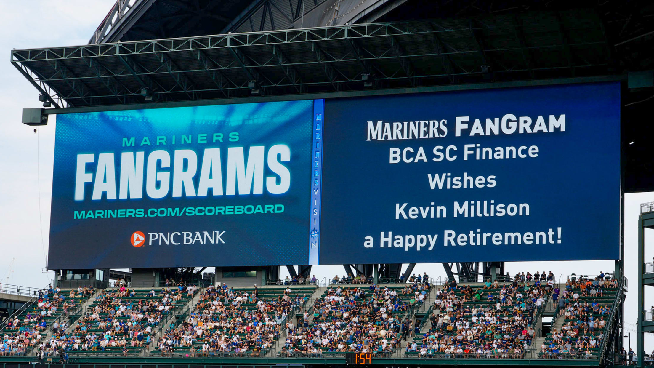 Mariners FanGrams can be submitted at Mariners.com/Scorboard.