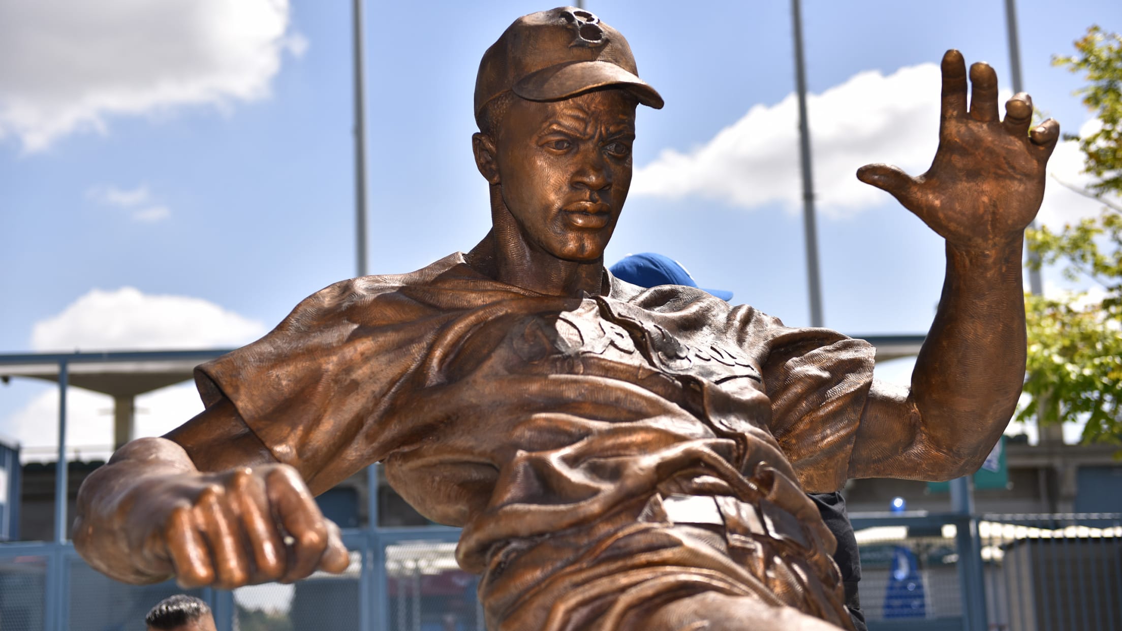 Jackie Robinson Statue