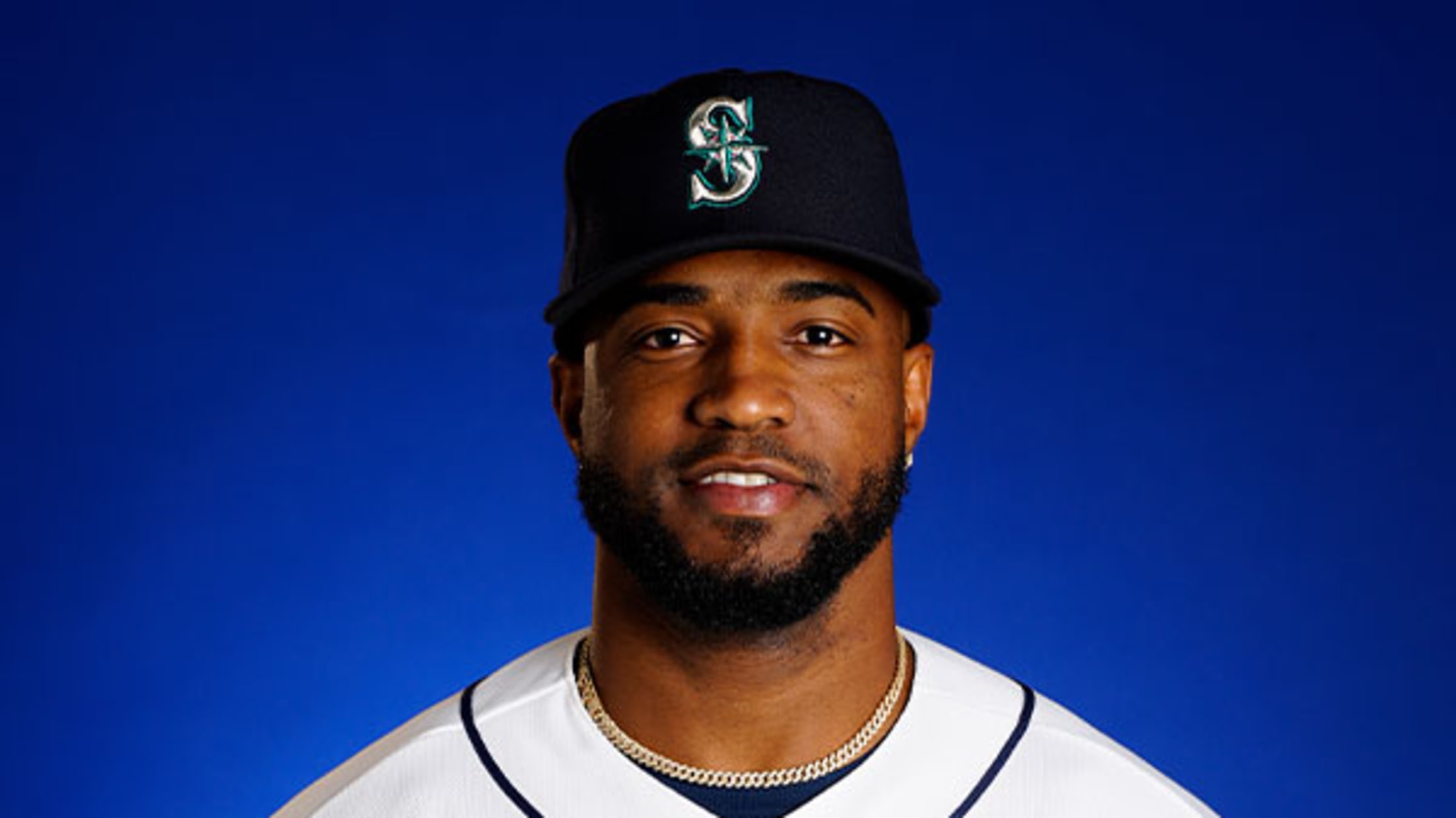 Victor Robles Headshot