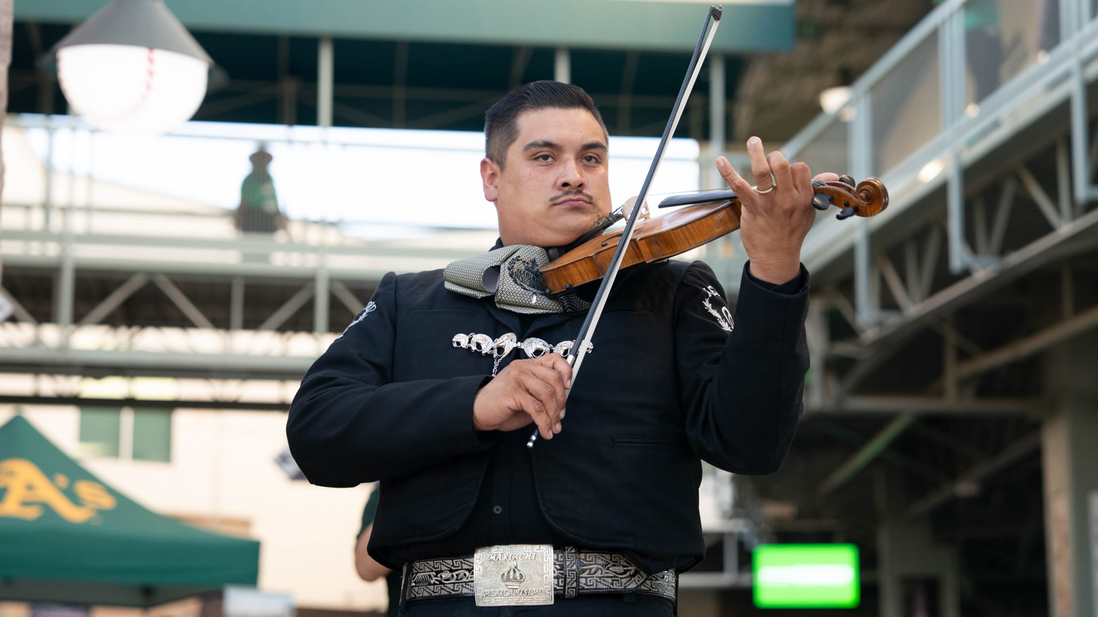 Group Experience: Plaza Performance