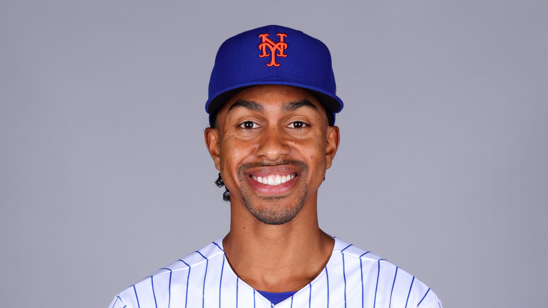 Francisco Lindor headshot.