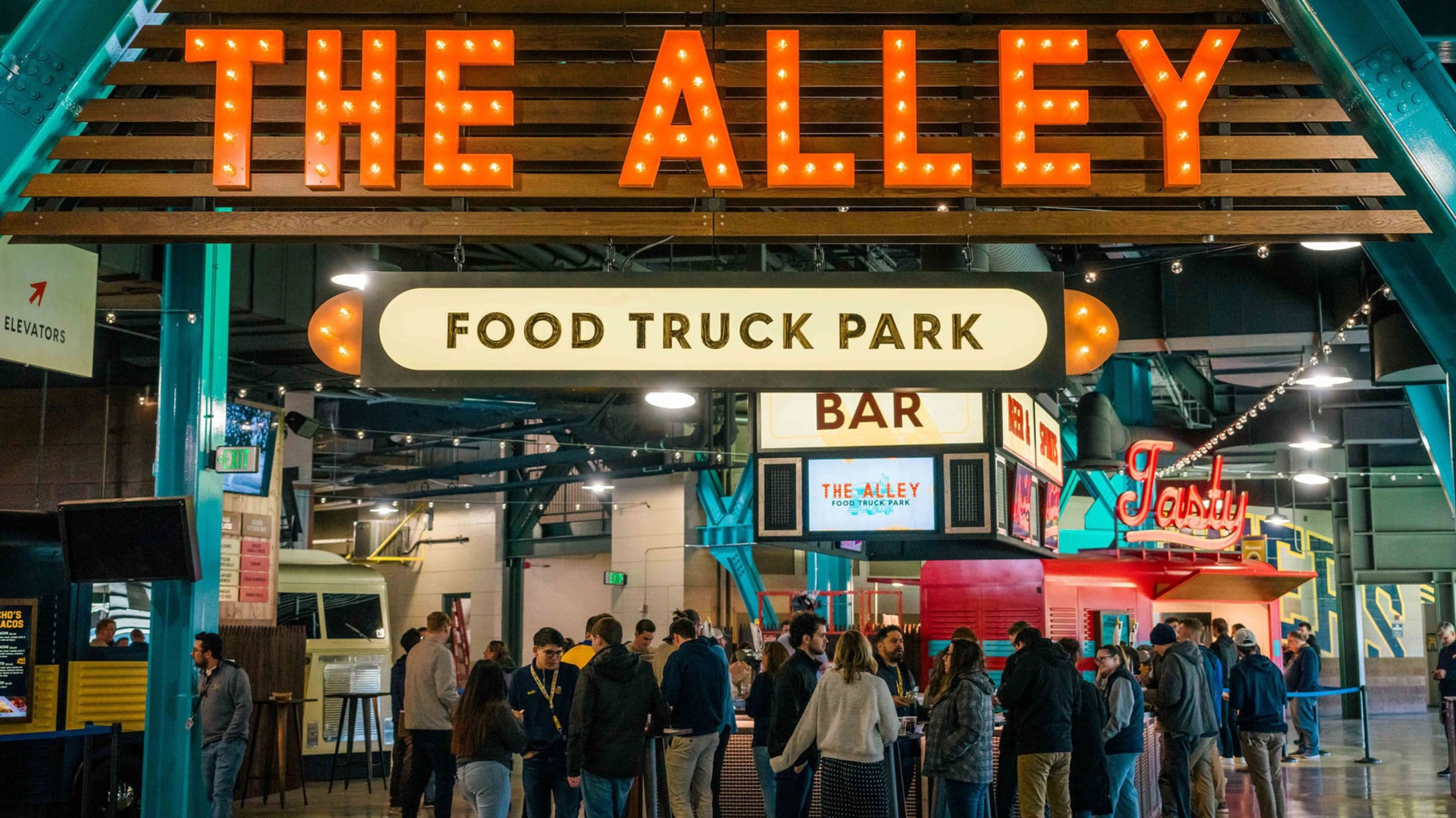 “The Alley” Food Truck Park