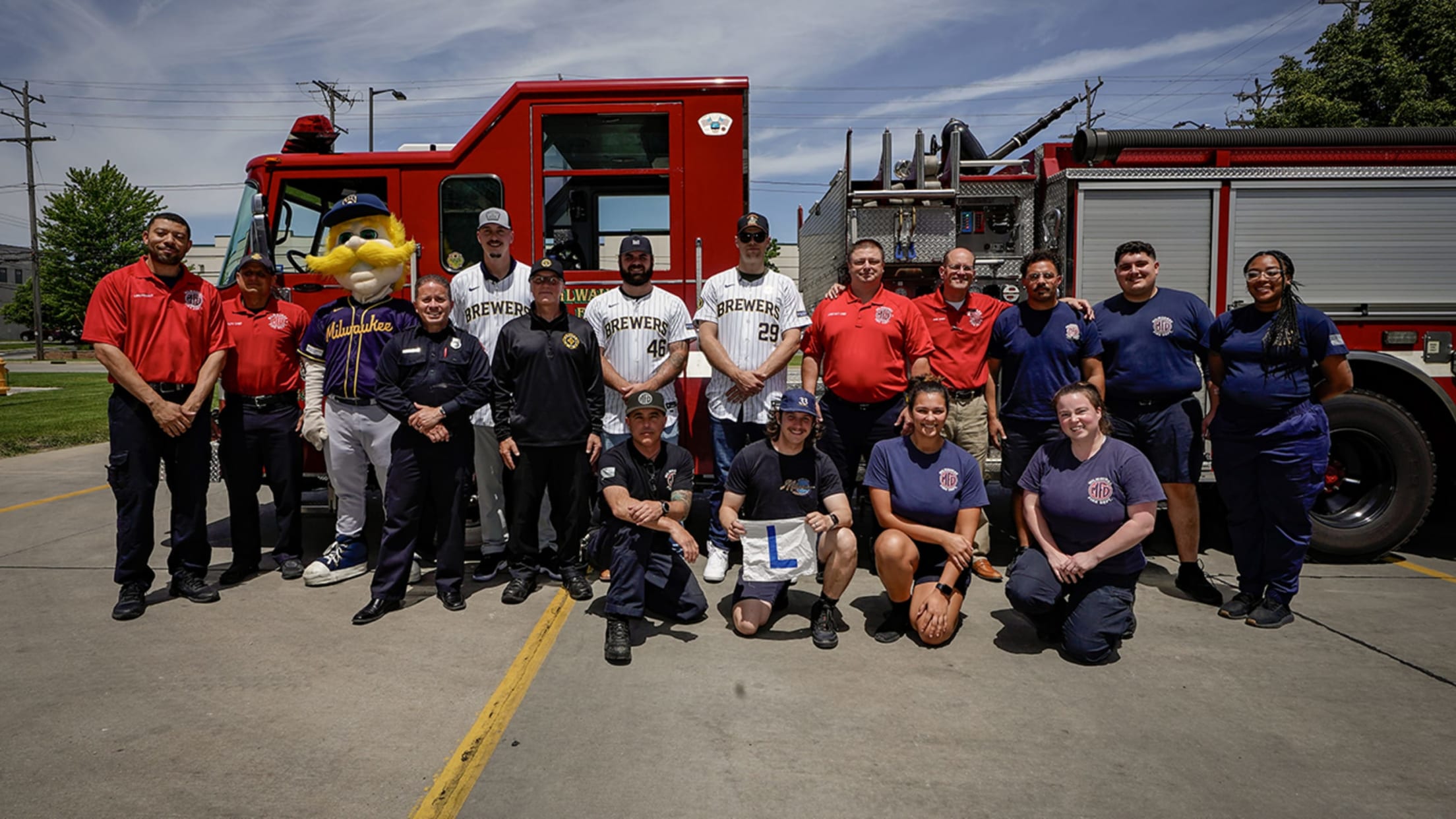 Kindness in MKE 2024 - Milwaukee Fire Department Engine No. 33