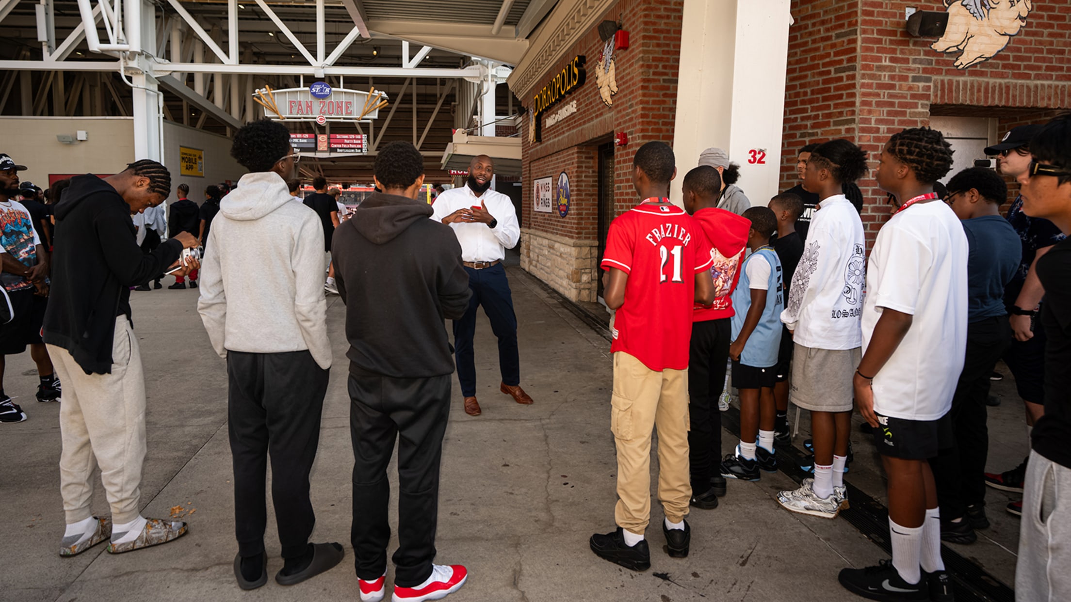 One of the My Brother’s Keeper special guests speaks with small group during breakout session.