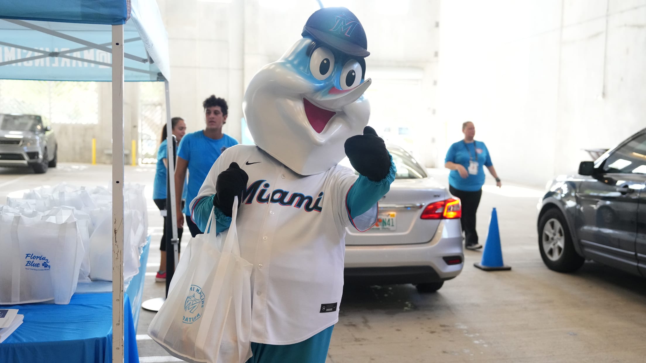 Billy the Marlin volunteering