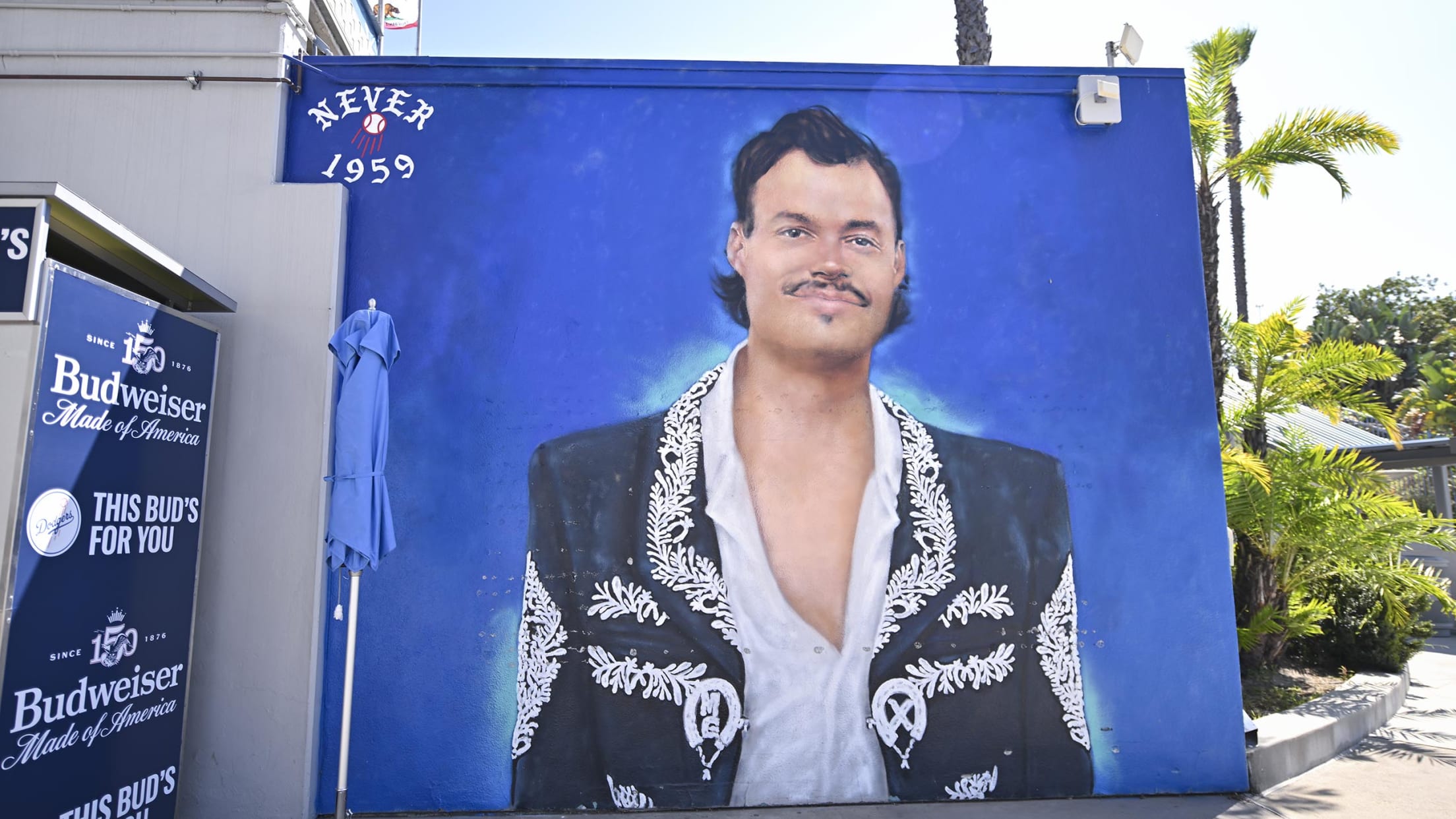 Attractions - Joe Kelly Mural