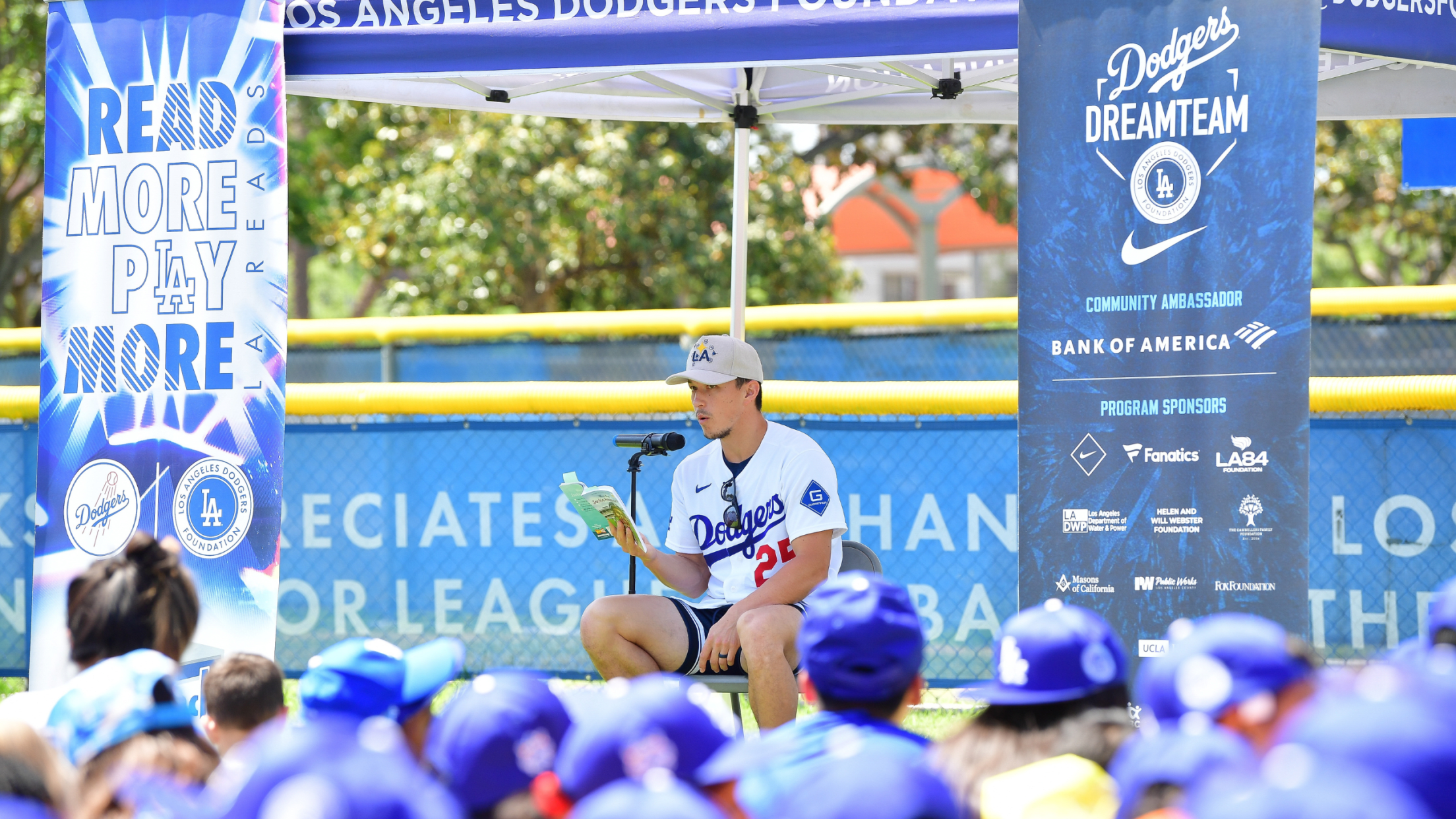 Tommy Edman brings Jackie Robinson’s story to life at Lincoln Park Dodgers Dreamfield