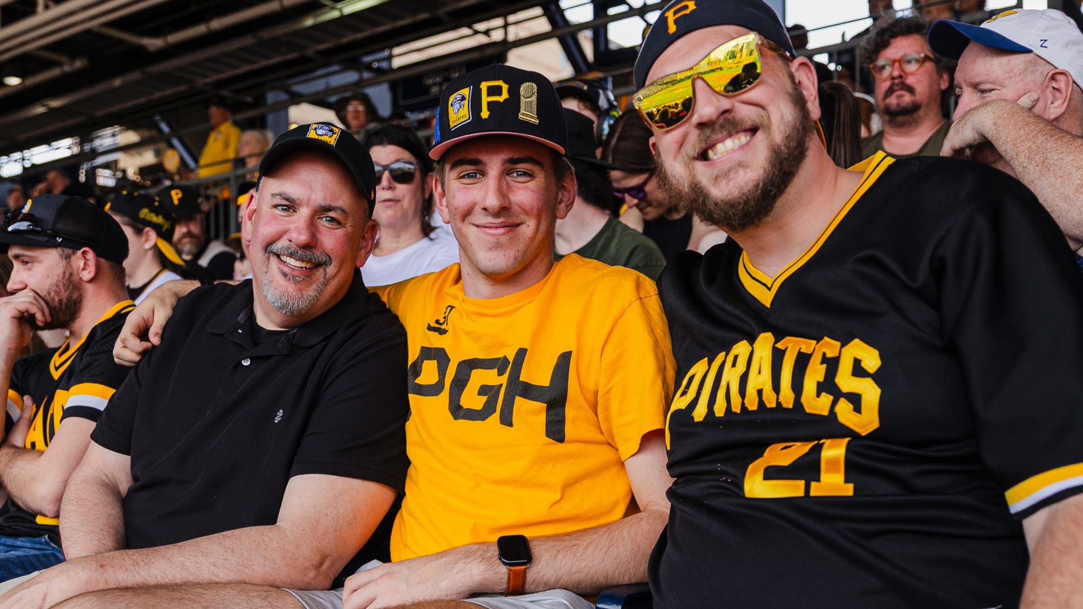 pt-image-tickets-pirates-cove-page-lead-2568x1445