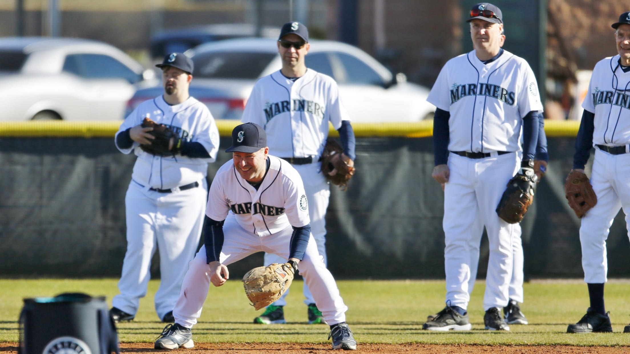 Image of fans participating in Seattle Mariners Fantasy Camp