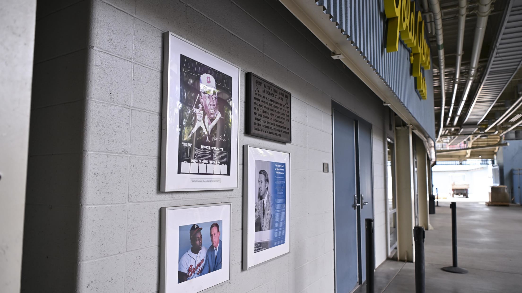 Attractions - Vin Scully Hank Aaron Call