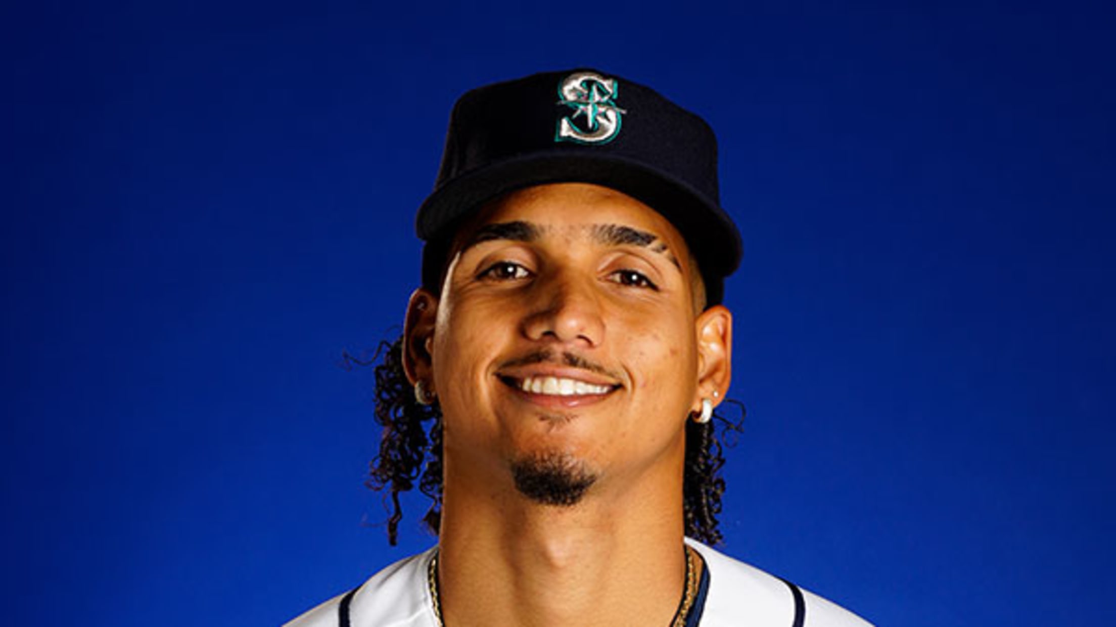 Carlos Vargas Headshot