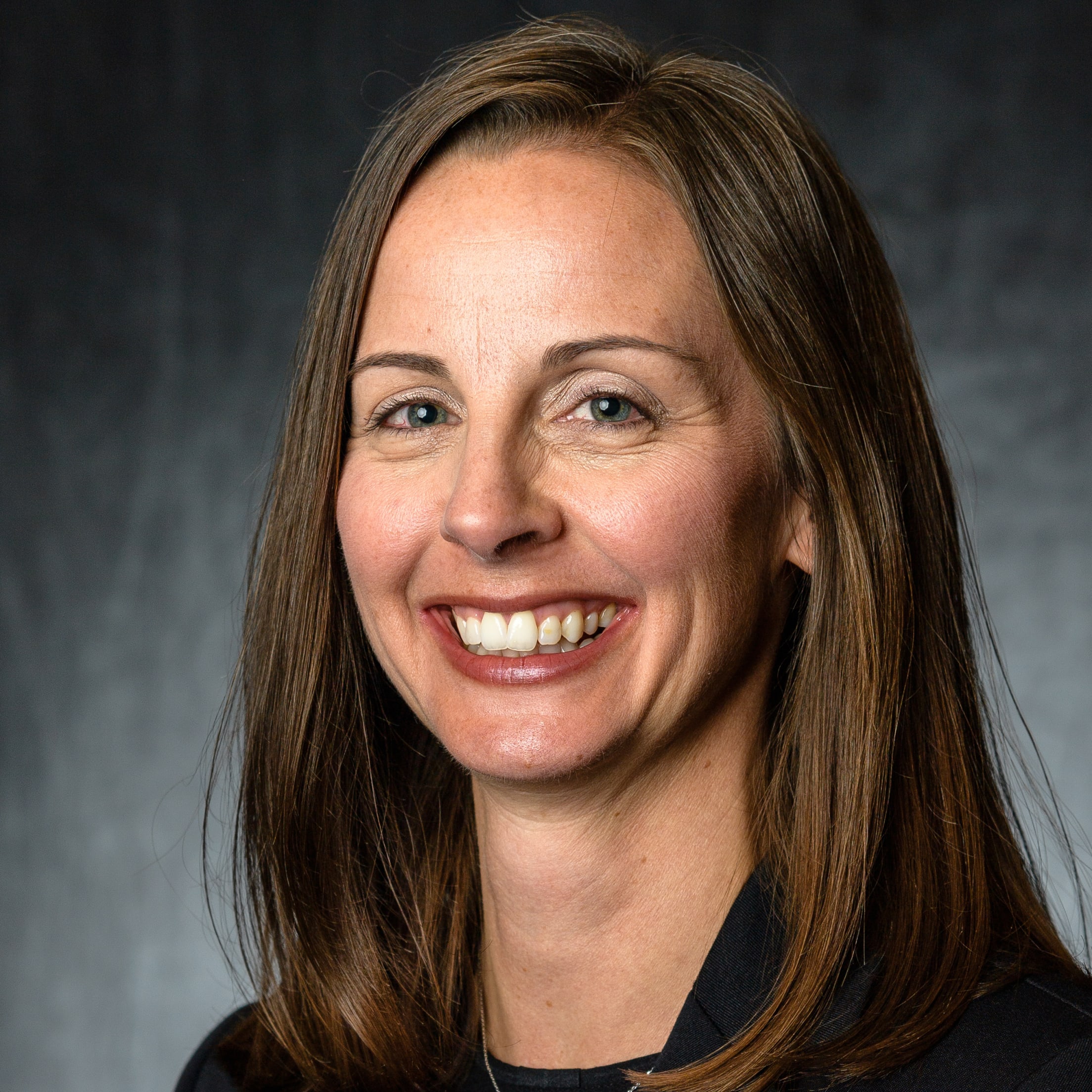 Headshot: Kari Anderson