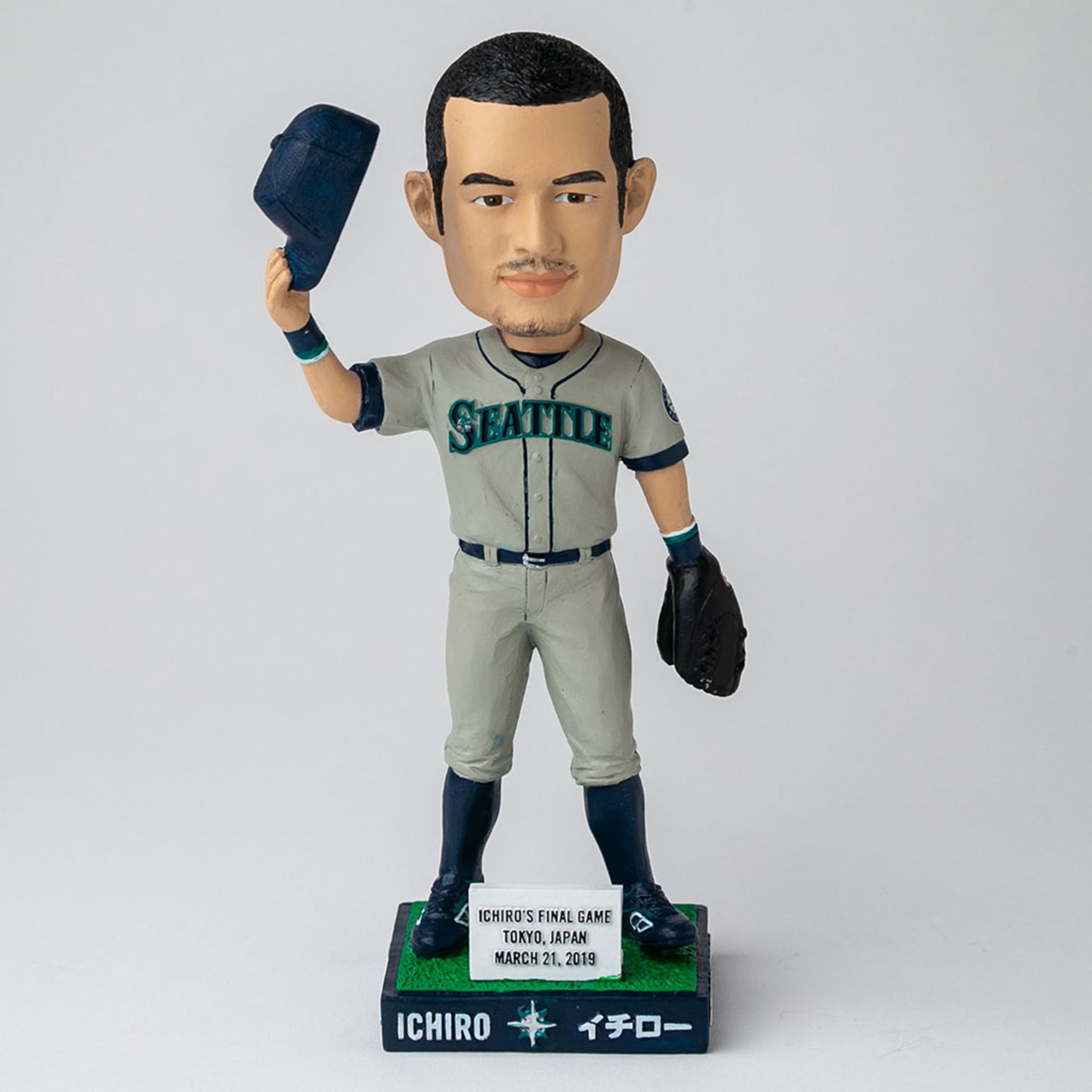 Image of Ichiro Suzuki Final Game bobblehead