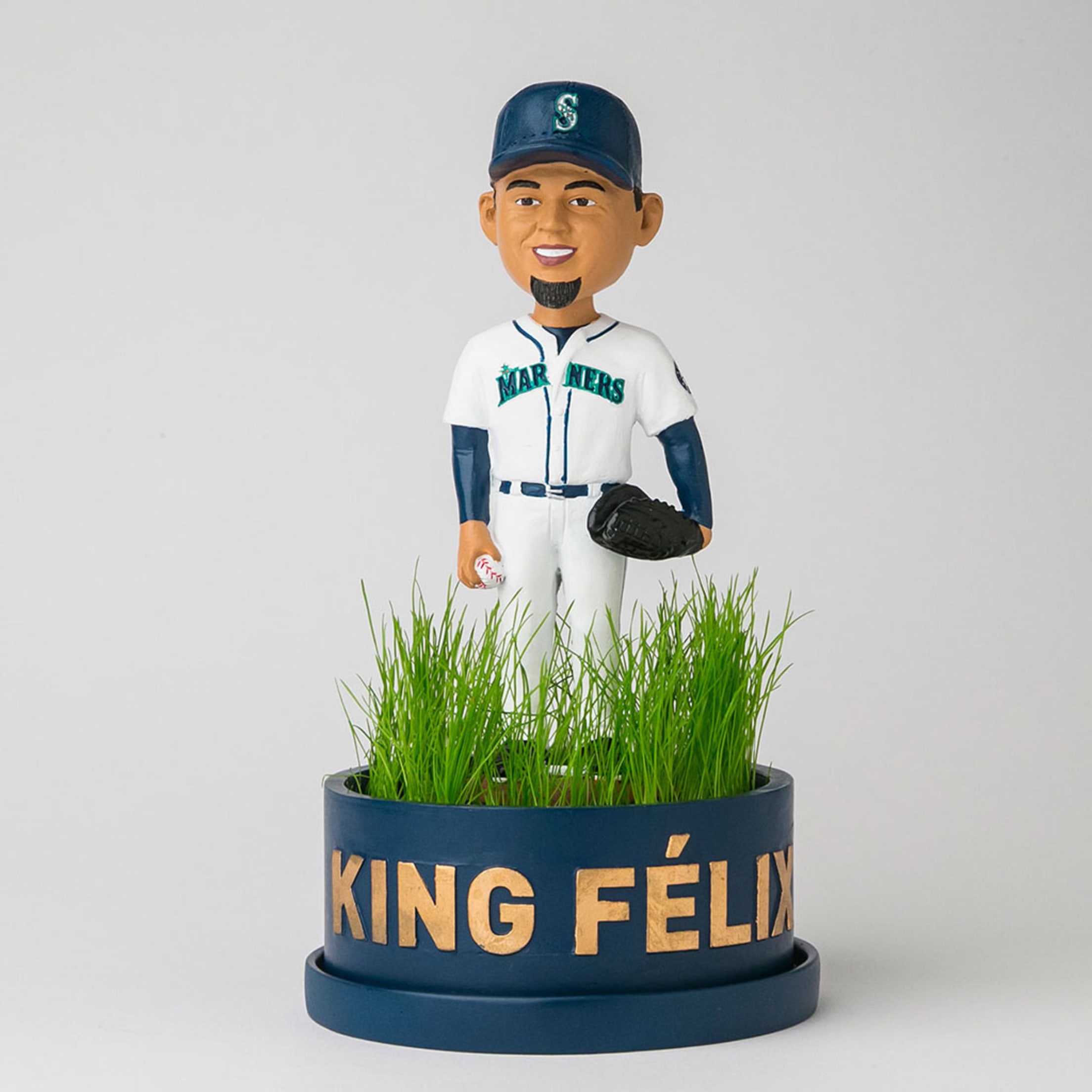 Image of Félix Hernández Infield Grass bobblehead