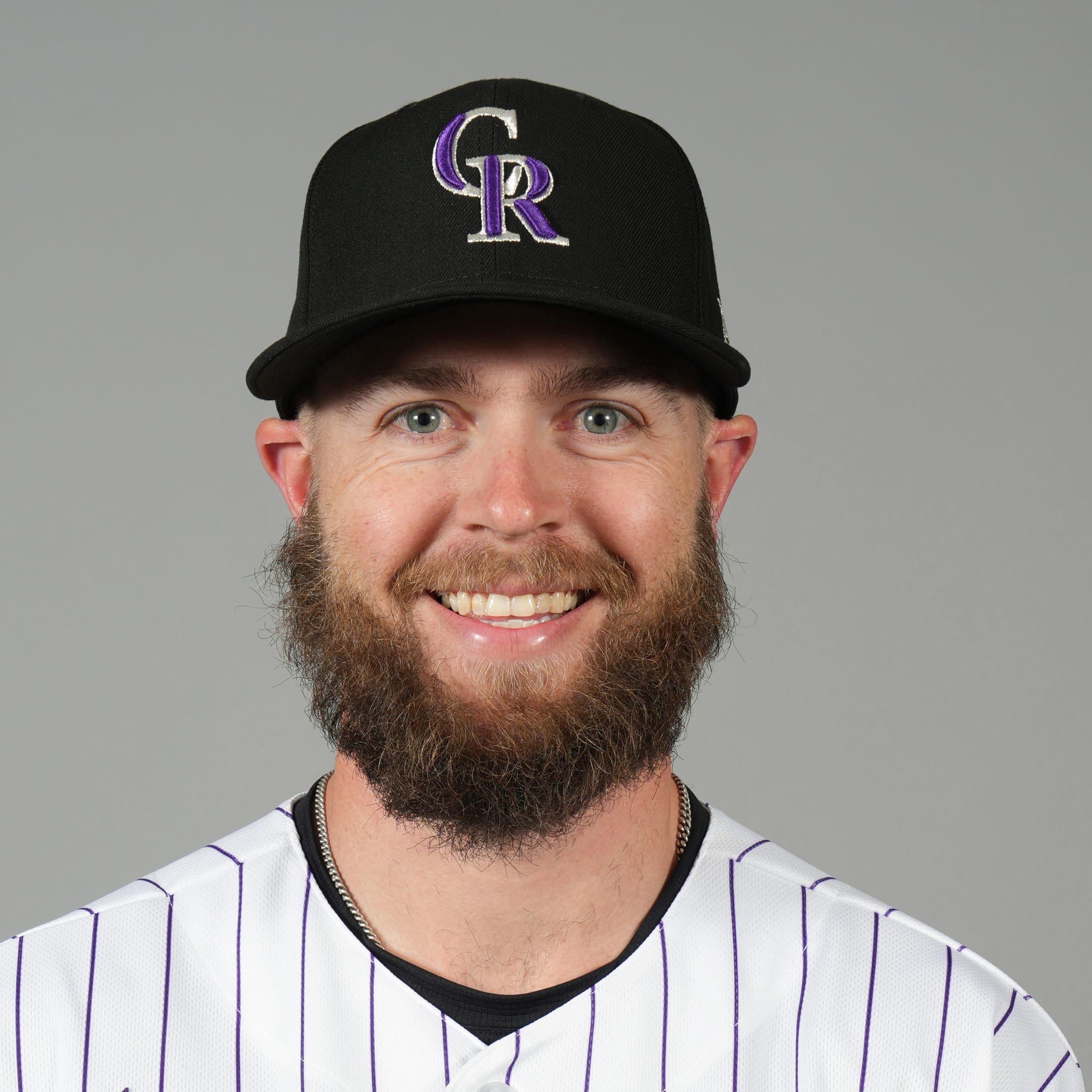 Headshot of Drew Avans.