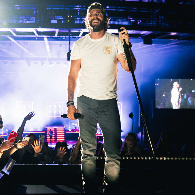 Thomas Rhett Post Game Concert Cincinnati Reds