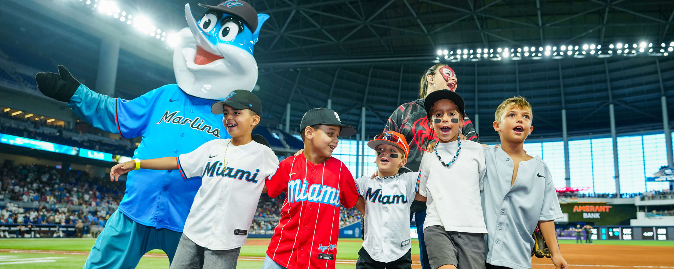 Billy the Marlin with young Marlins fans
