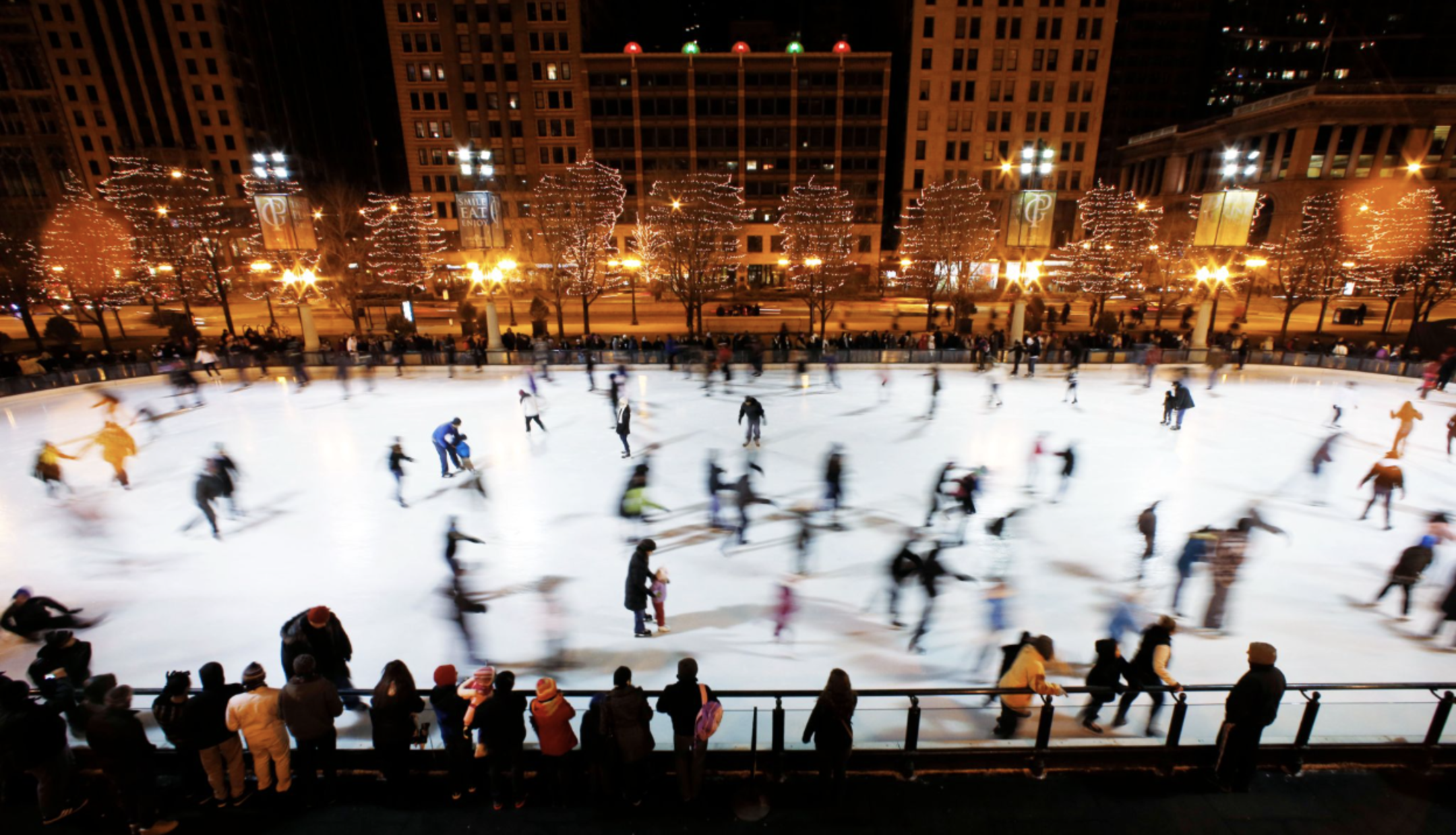chicago-ice-skating-rink-holiday-lights