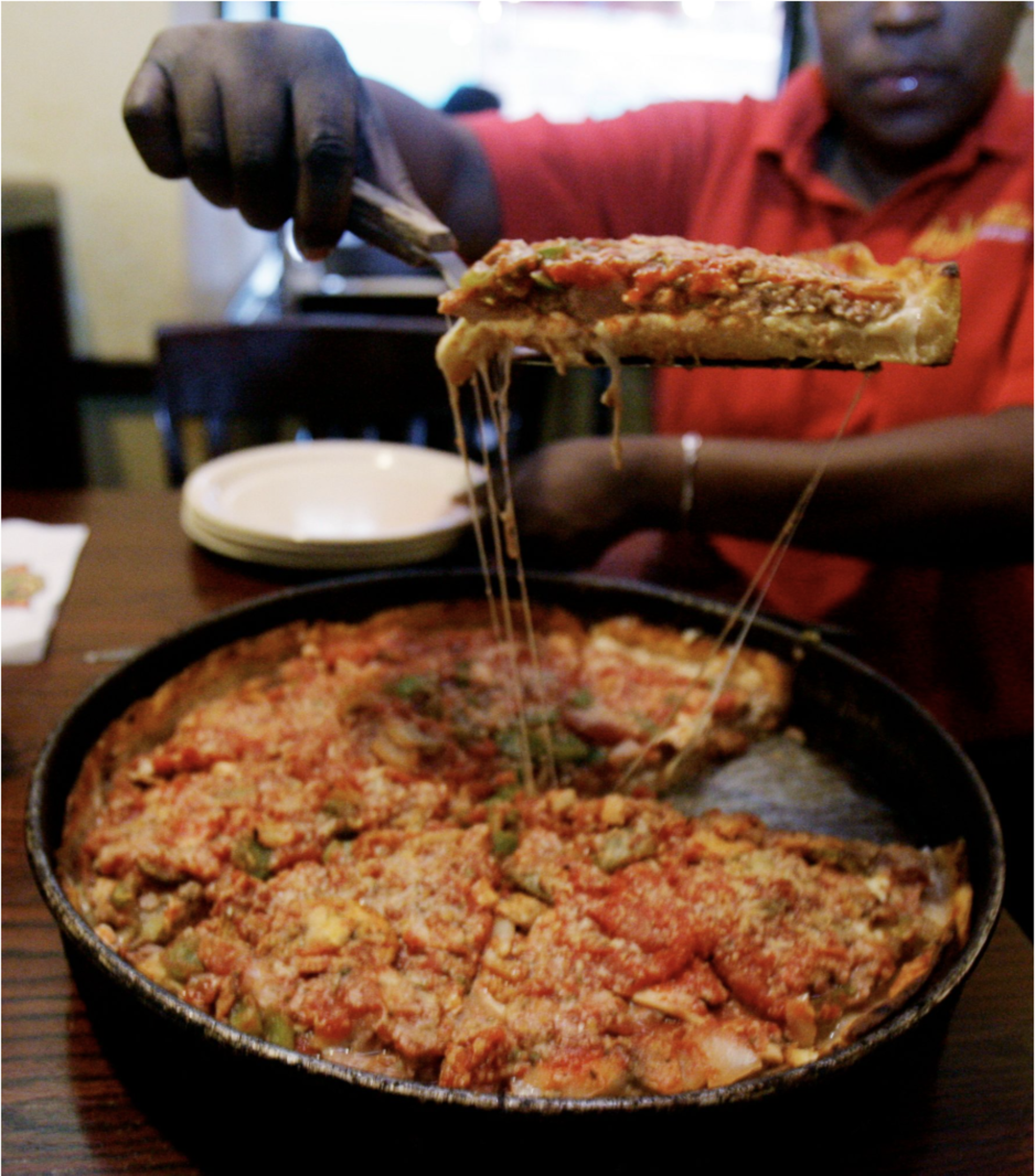 chicago-deep-dish-pizza-slice