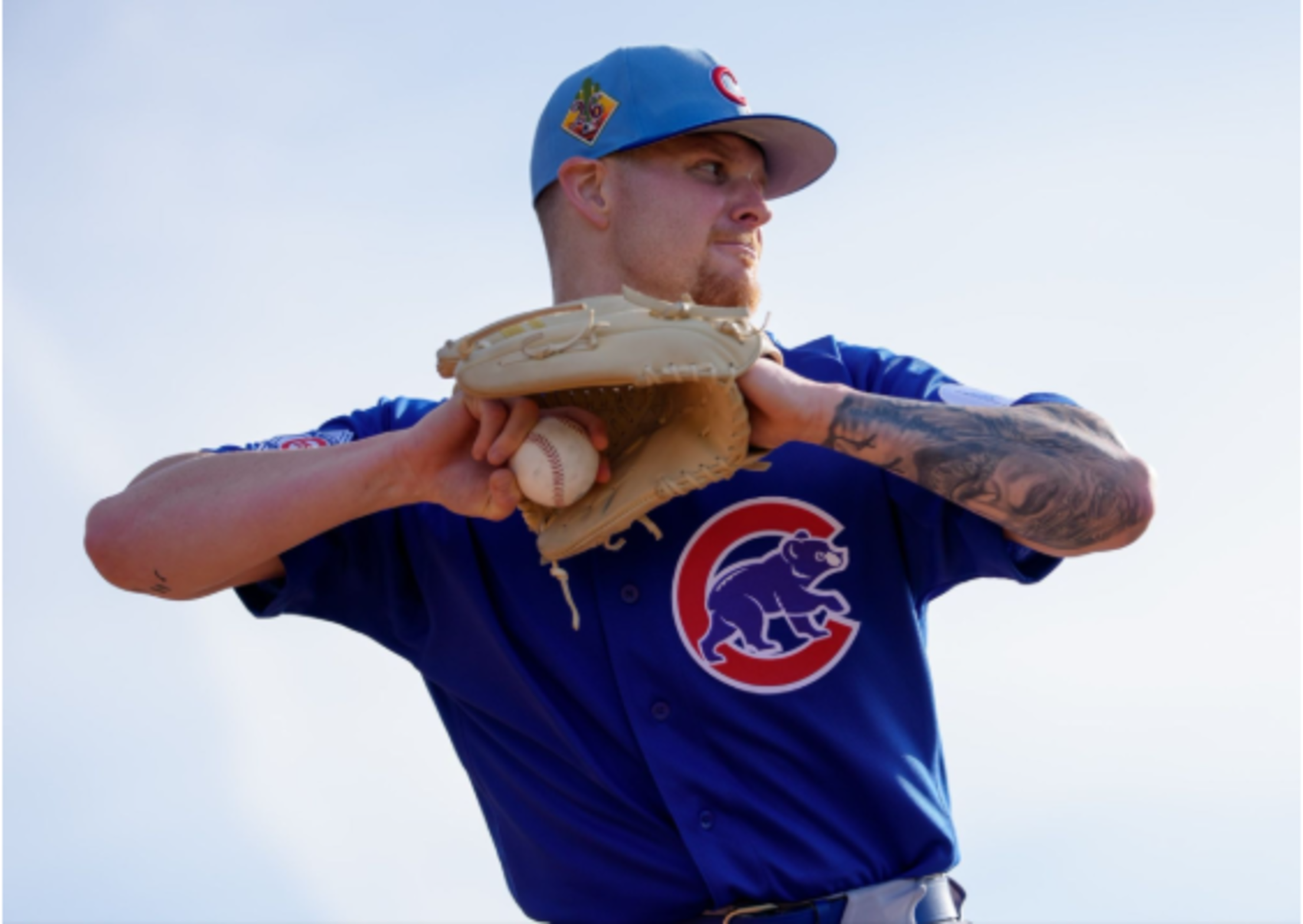 cubs-pitcher-throwing-spring-training