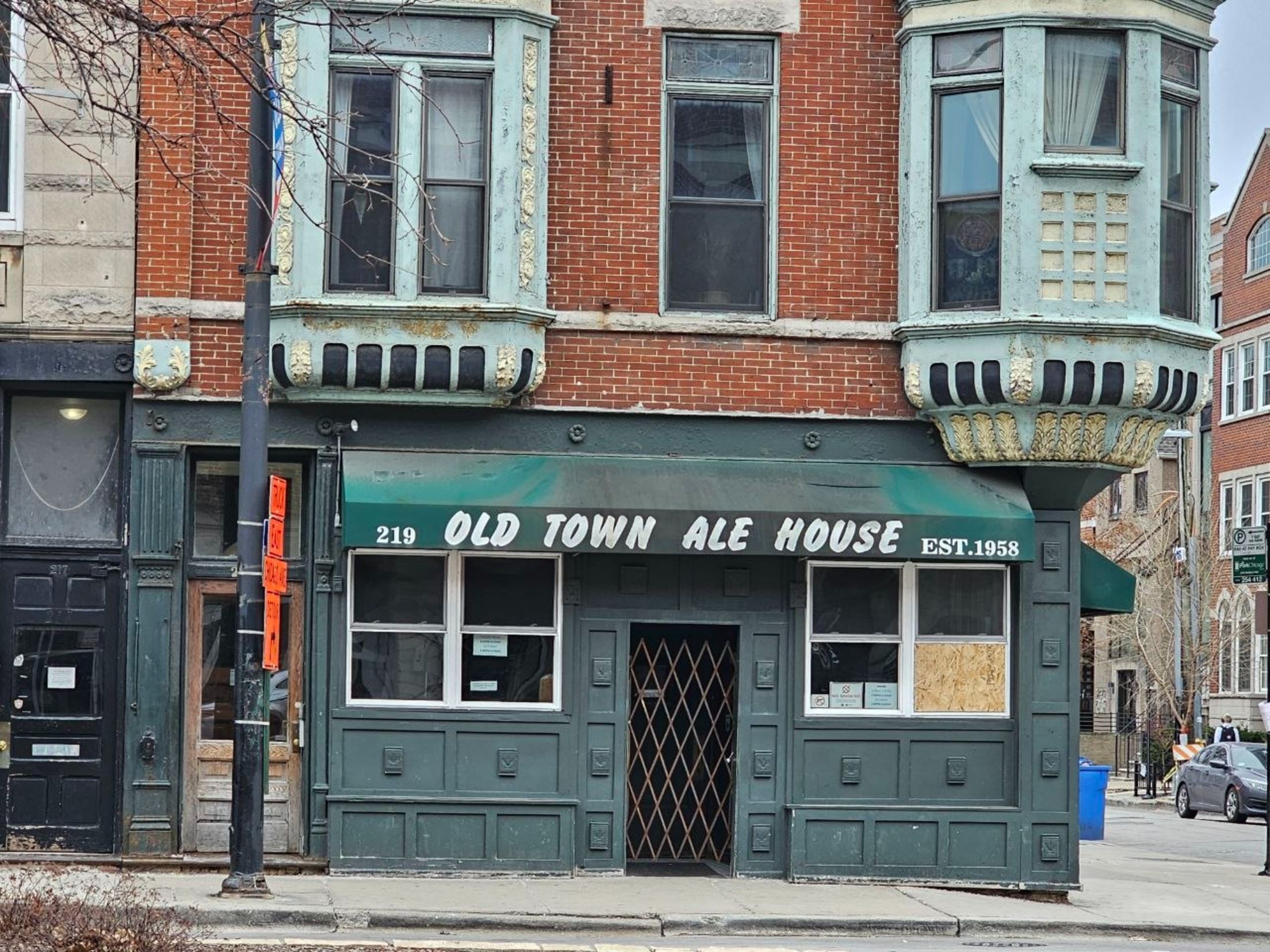 old-town-ale-house-lincoln-park