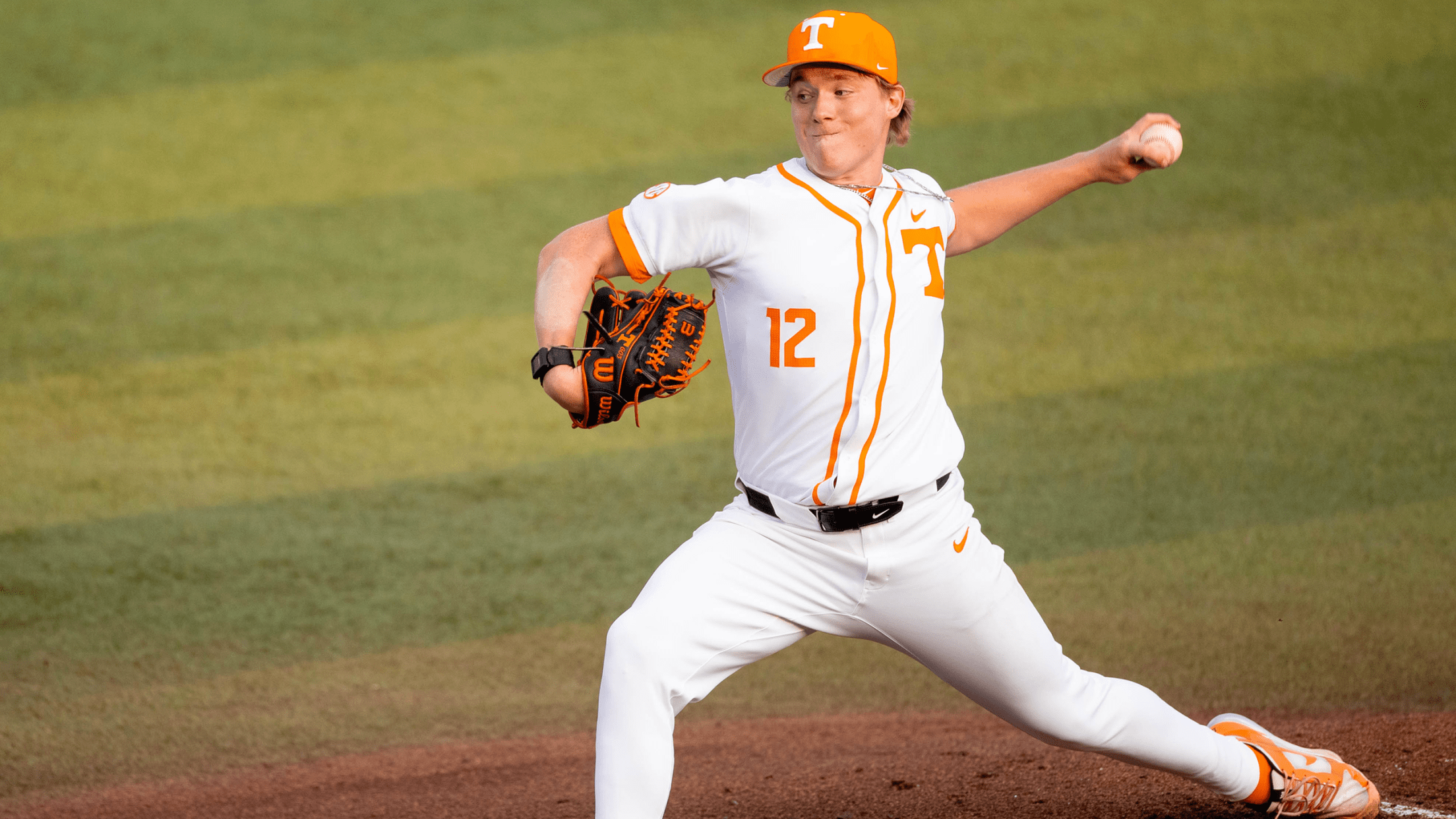Tennessee pitcher Liam Doyle mid-pitching motion