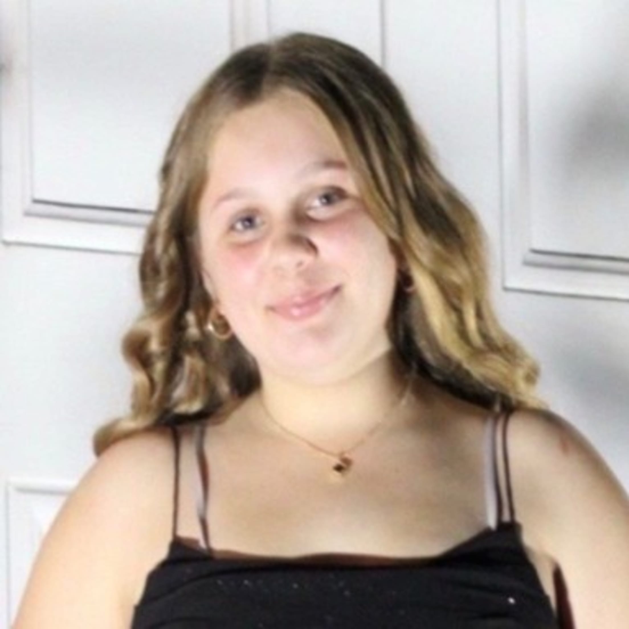 Falmouth Commodores bat kid Makayla Brooks.