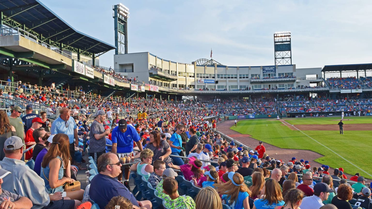 Book a Group with the Syracuse Mets! | Mets