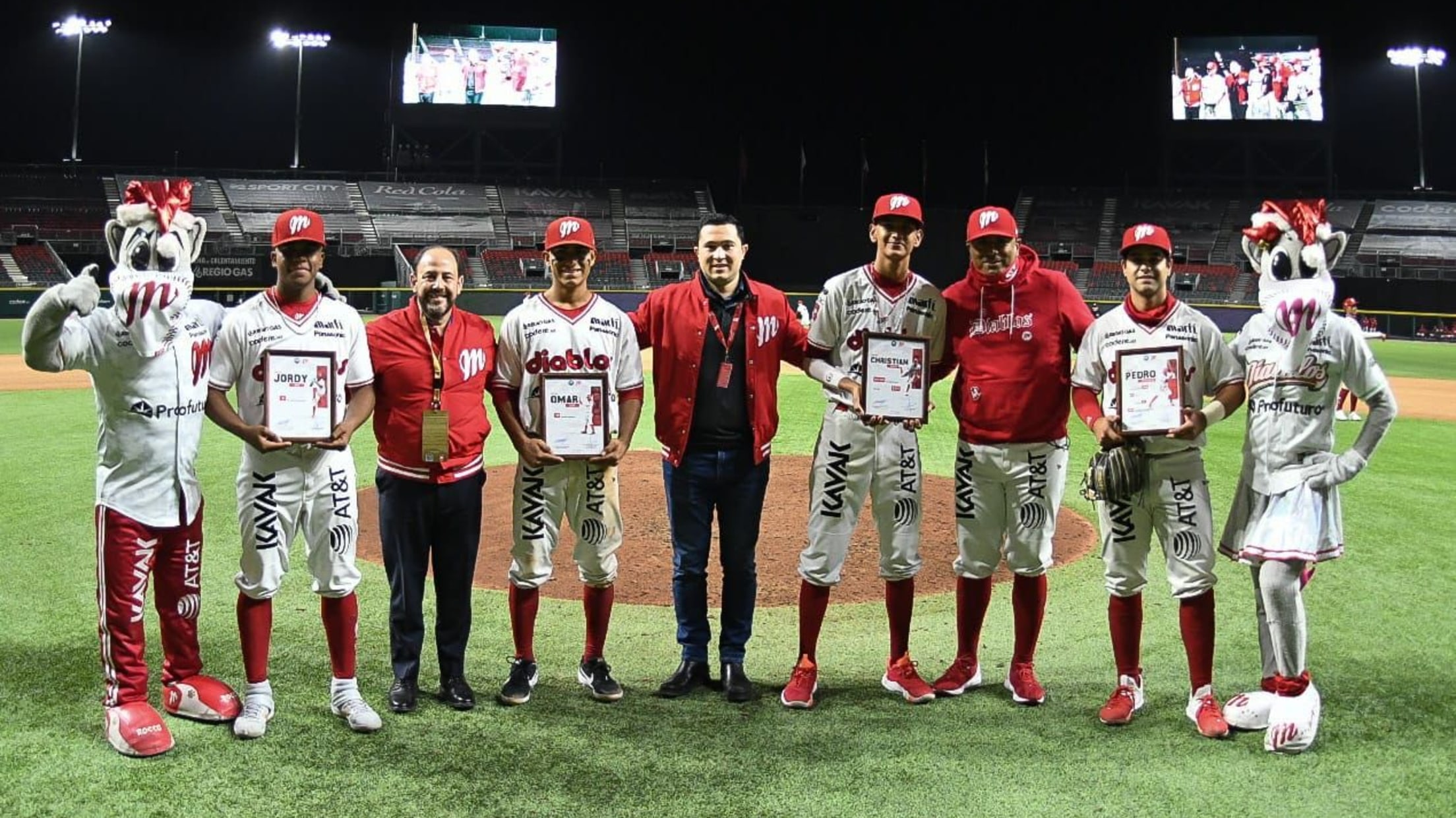 Diablos Rojos: Reconocimiento a campeones individuales | MiLB.com