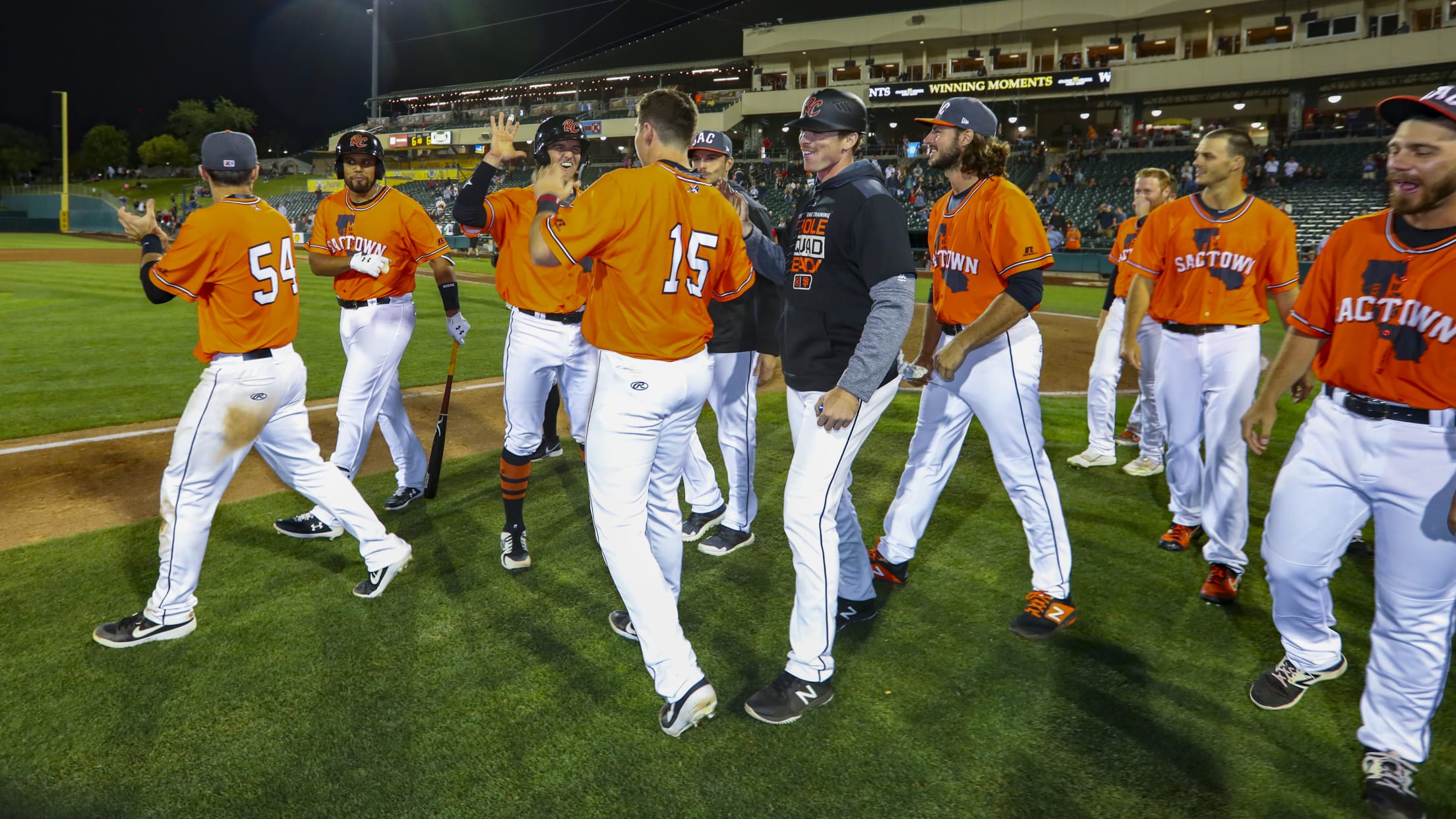 River Cats win on walk-off pickle in extras | River Cats