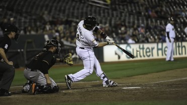 River Cats rally late, drop heartbreaker to Grizzlies 6-5