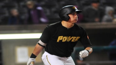 Power smack five homers in doubleheader sweep