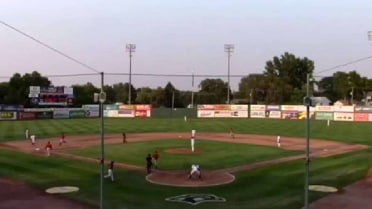 Sowers smashes homer for Voyagers