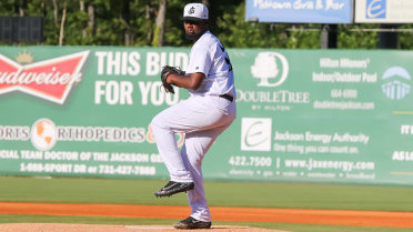 Pineyro Pitches Generals to Series Win