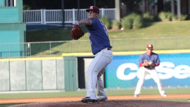 Collin Wiles pitches Riders to 3-1 win over Arkansas