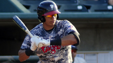 Lugnuts crush three more HRs in 4th straight win
