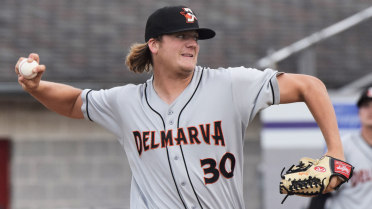 Shorebirds' Dietz dances in and out of trouble