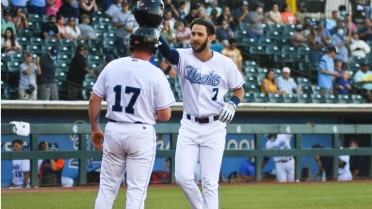 Hooks Wrap 2021 with 9-1 Win