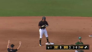Madris lines two-run double to right for Bradenton