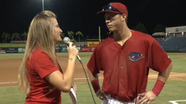 Kroon's triple sparked a rally as Threshers sweep