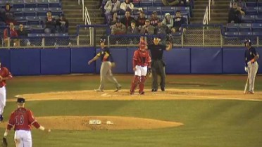 McCormick scores on an Astros double steal