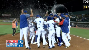 Morel launches walk-off homer