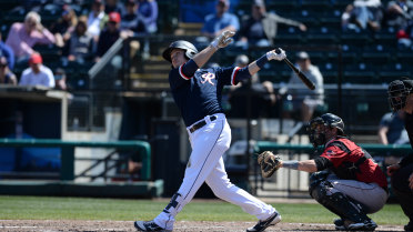Perez, Timely Hitting Lifts Rainiers Over Aces, 7-2